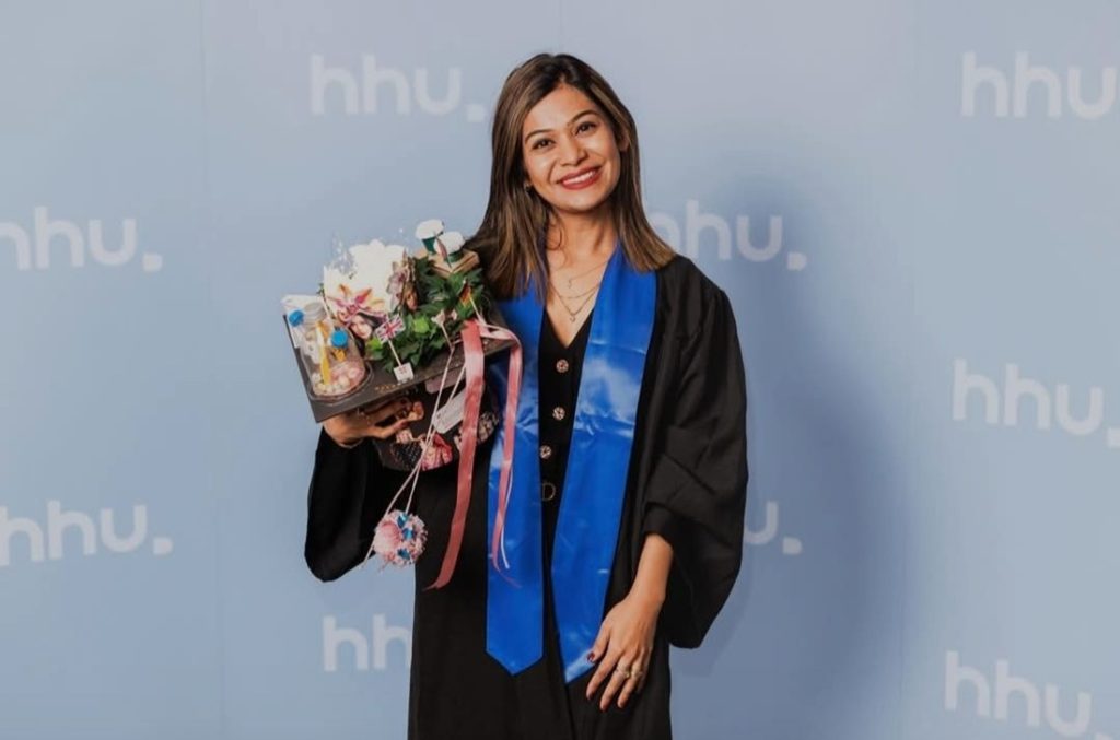 East West University (EWU) congratulates pharmacy alumna Abida Islam Pranty on her postdoctoral appointment at the University of Cambridge’s Institute for Medical Research. Read more about her global achievements in stem cell and respiratory disease research.